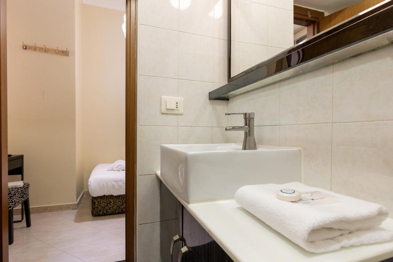 Alveare Bed & Breakfast Рим Экстерьер фото