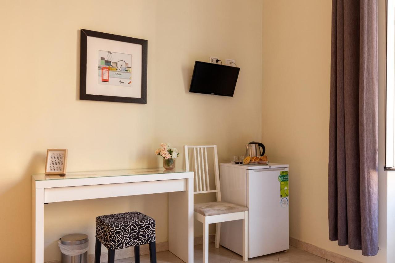 Alveare Bed & Breakfast Рим Экстерьер фото